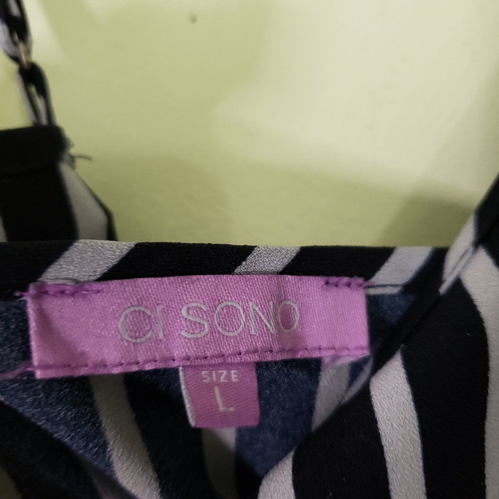 Striped jump suit - Picture 6 of 6